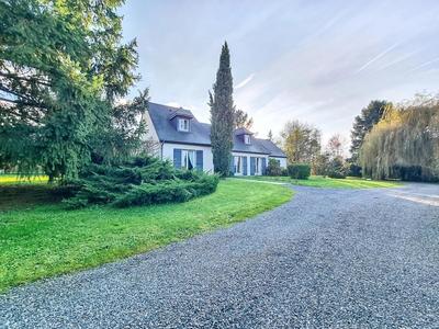 Propriété - 150 m² - 6 pièces