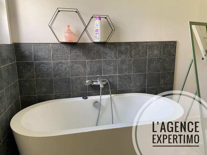 Maison - 122 m² - 4 pièces