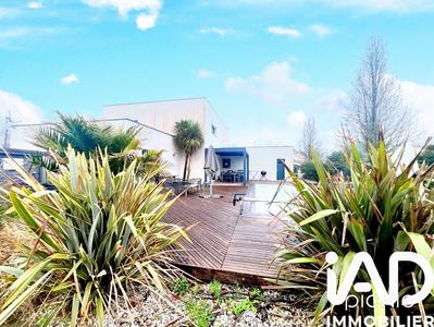 Maison - 187 m² - 7 pièces