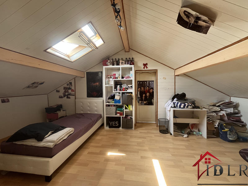 Maison de village - 190 m² - 10 pièces