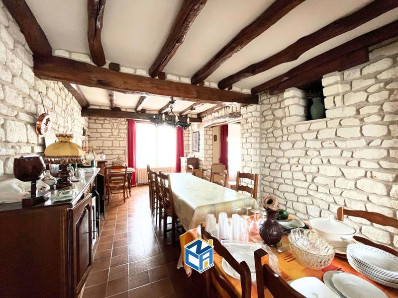 Maison ancienne - 113 m² - 7 pièces
