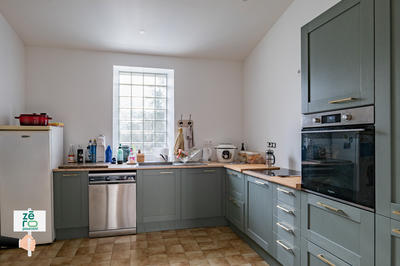 Maison - 155 m² - 9 pièces