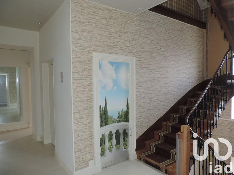 Maison - 313 m² - 14 pièces