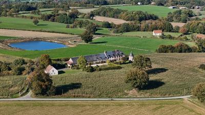 Château - 320 m² - 9 pièces