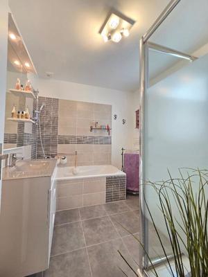 Maison - 103 m² - 5 pièces