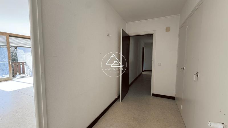 Appartement - 91 m² - 4 pièces