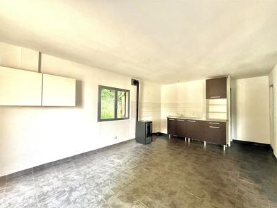 Maison - 60 m² - 4 pièces