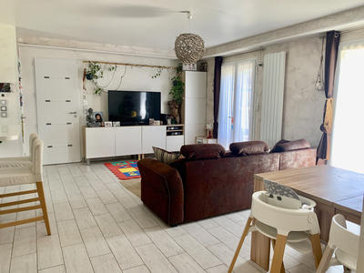 Maison - 80 m² - 4 pièces