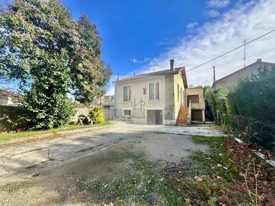 Maison - 97 m² - 5 pièces