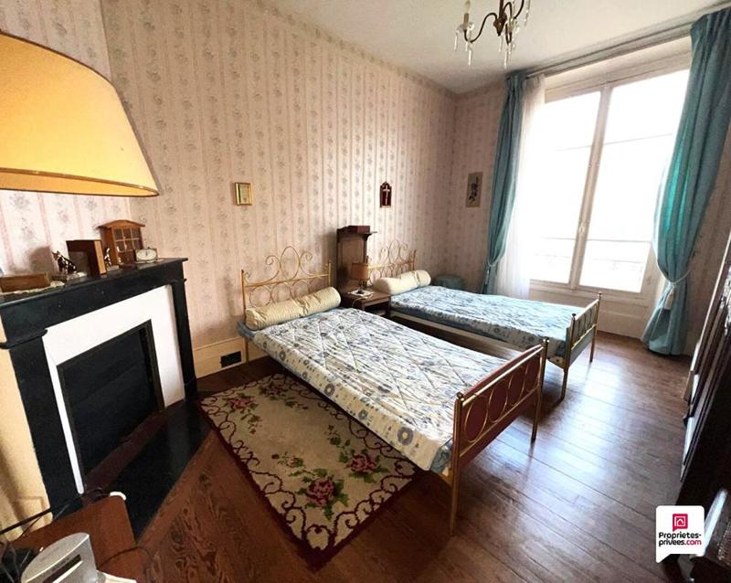 Maison - 162 m² - 7 pièces