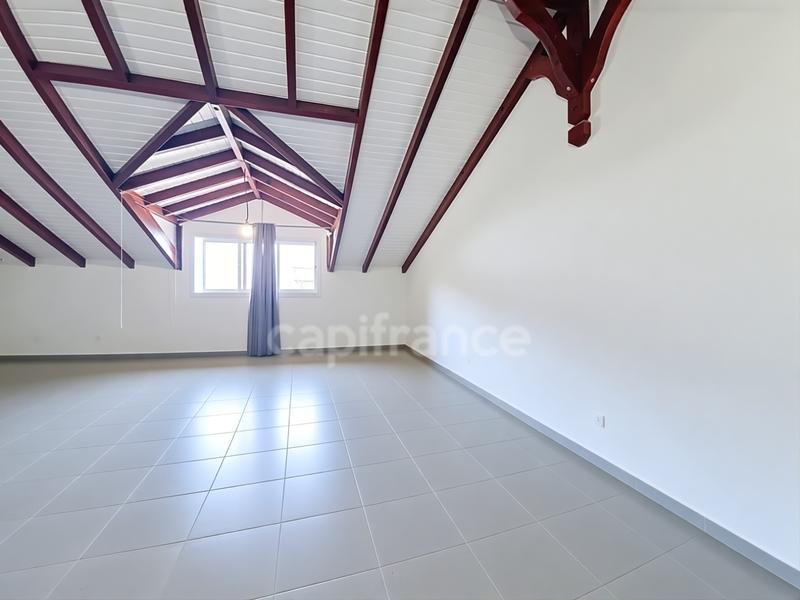 Maison - 157 m² - 5 pièces