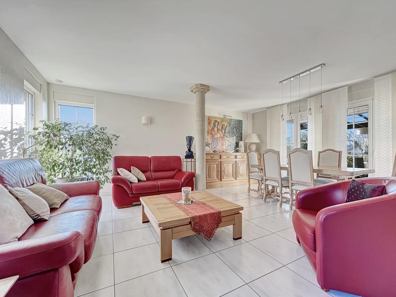 Maison - 169 m² - 6 pièces