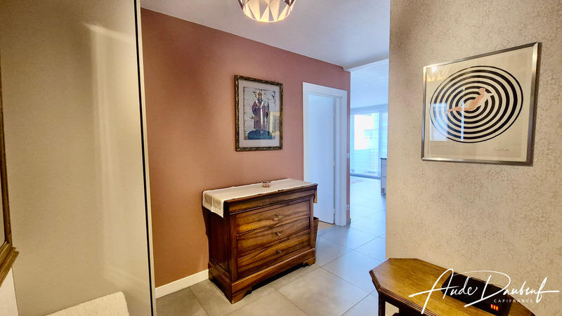 Appartement - 105 m² - 5 pièces