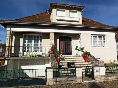 Maison - 156 m² - 6 pièces