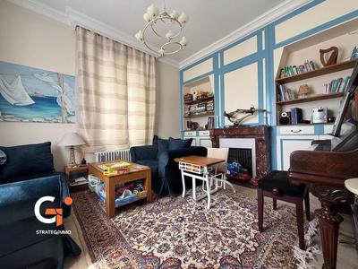 Maison - 140 m² - 6 pièces