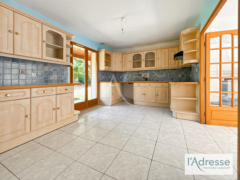 Maison - 142 m² - 7 pièces