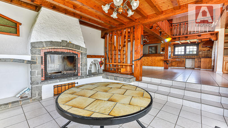 Maison - 120 m² - 3 pièces