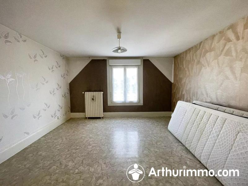 Maison - 96 m² - 5 pièces