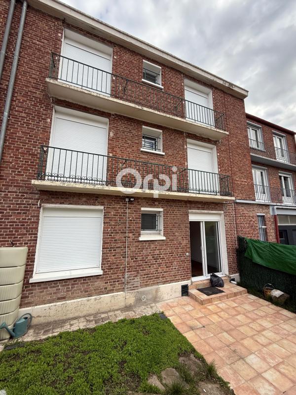 Maison - 210 m² - 10 pièces