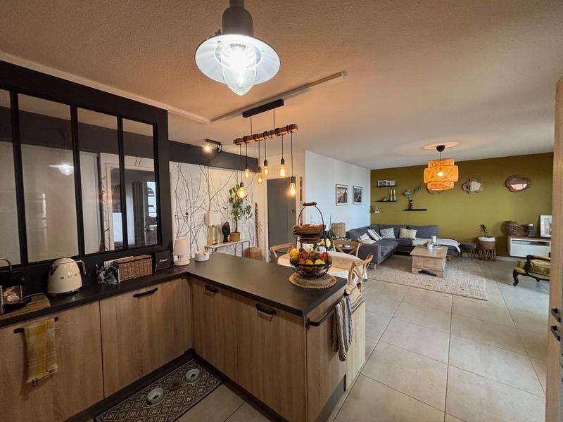 Appartement - 94 m² - 4 pièces