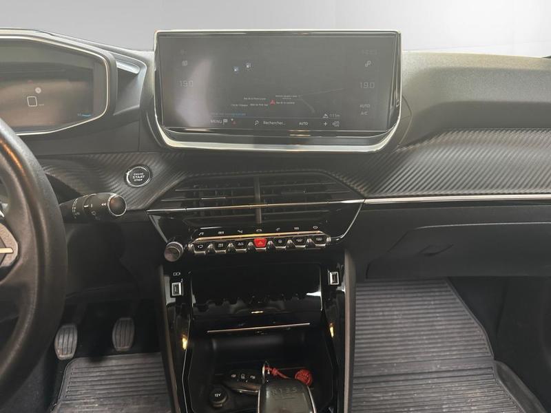 Peugeot 208 1.2 Puretech 100 Allure Distribution Faite