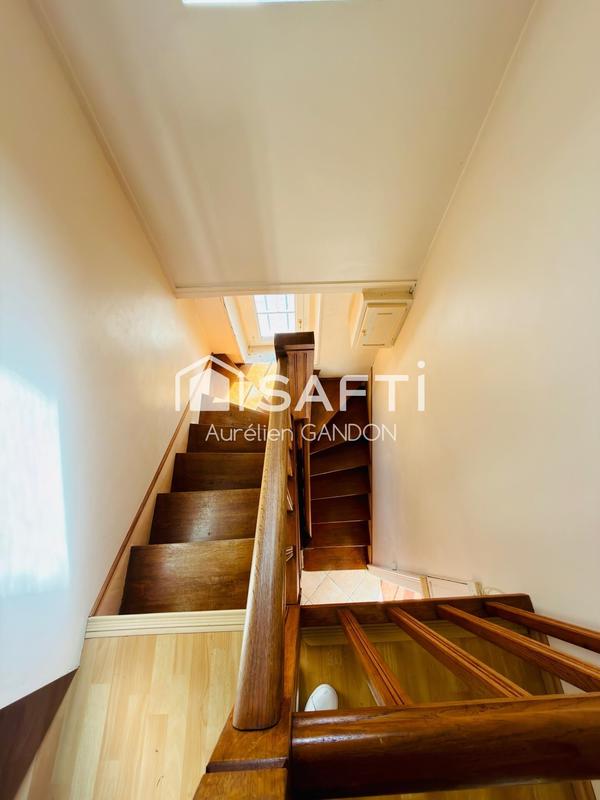 Maison - 155 m² - 6 pièces