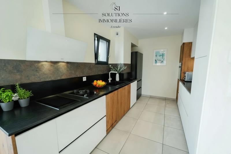 Appartement - 109 m² - 5 pièces