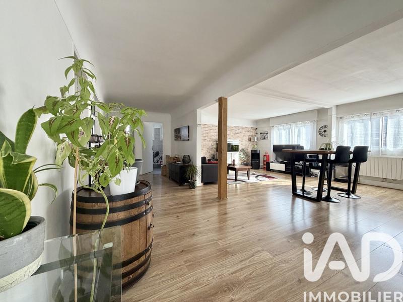 Appartement - 104 m² - 5 pièces