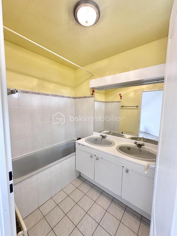 Maison - 156 m² - 7 pièces