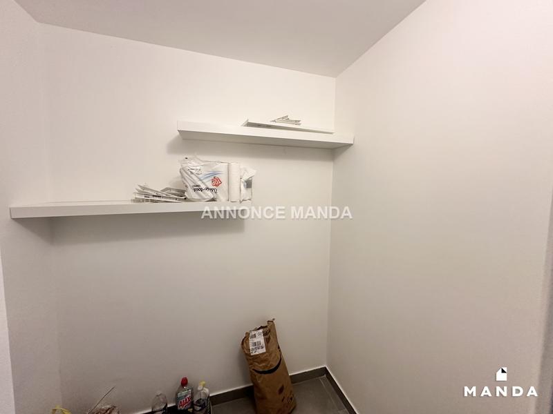 Chambre - 16 m² - 5 pièces