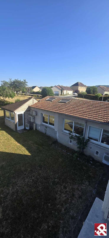 Maison - 216 m² - 5 pièces