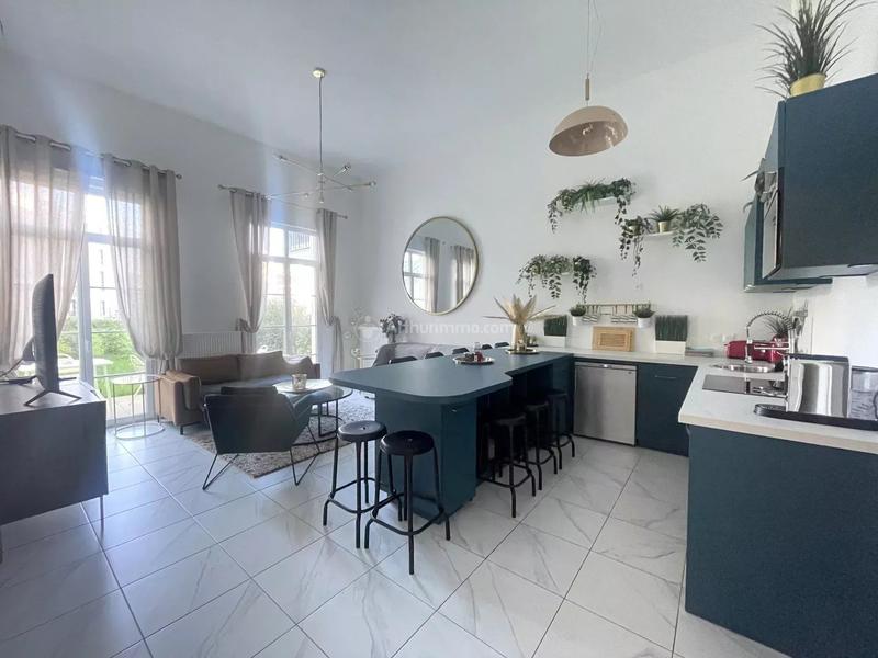 Appartement - 82 m² - 4 pièces