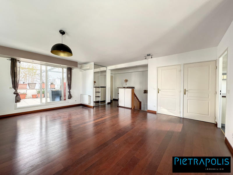 Appartement - 125 m² - 4 pièces