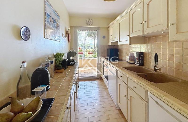 Appartement - 94 m² - 4 pièces