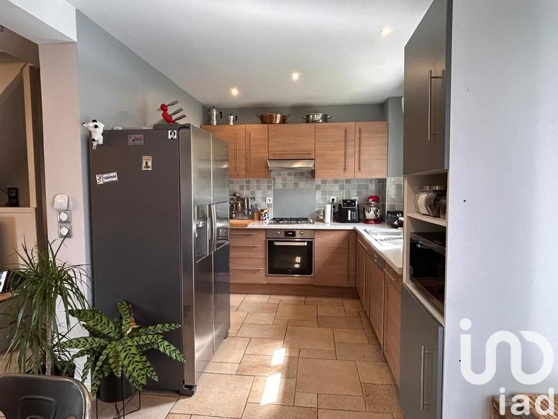 Maison - 93 m² - 6 pièces