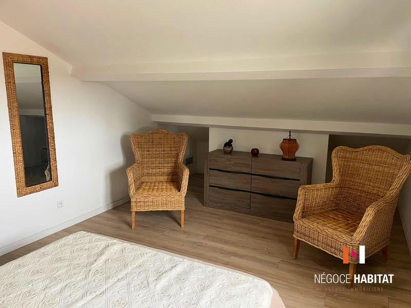 Villa - 279 m² - 10 pièces