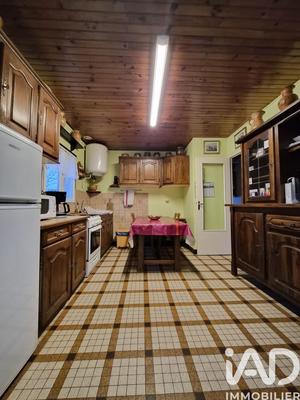 Maison - 90 m² - 3 pièces