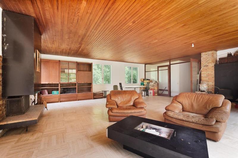 Propriété - 219 m² - 6 pièces