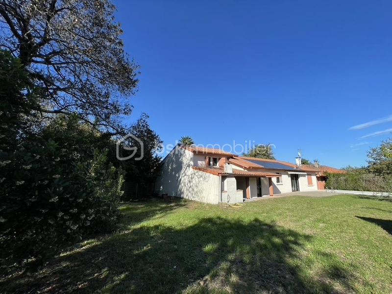 Maison - 120 m² - 5 pièces