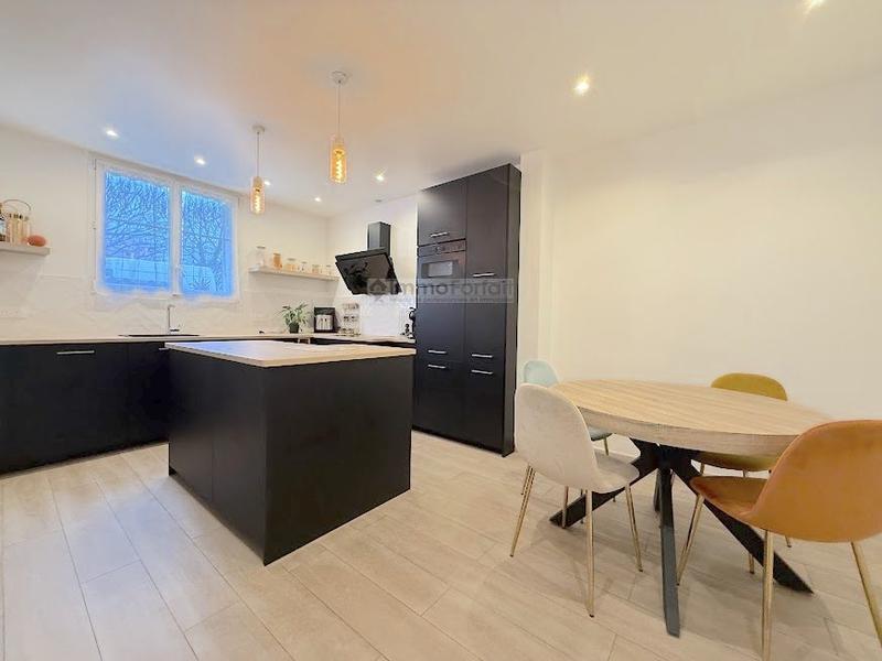 Appartement - 75 m² - 3 pièces