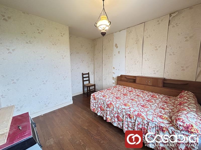 Maison - 94 m² - 5 pièces