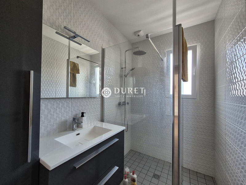 Maison contemporaine - 90 m² - 4 pièces