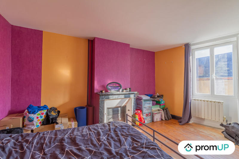 Maison - 95 m² - 6 pièces