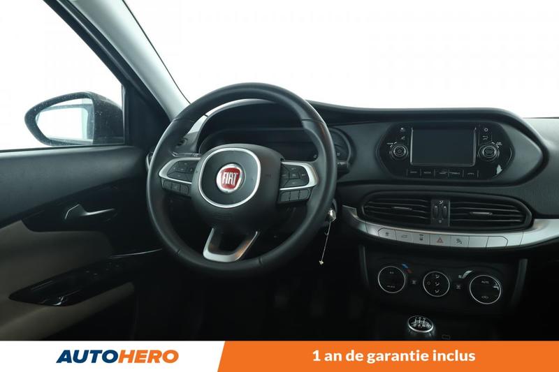 Fiat Tipo 1.4 Easy 4p 95 ch