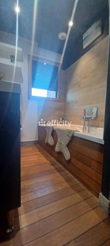 Maison - 82 m² - 5 pièces