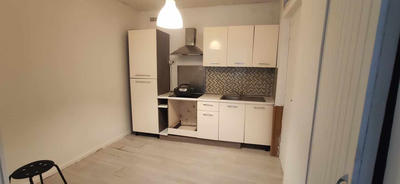 Maison - 64 m² - 4 pièces