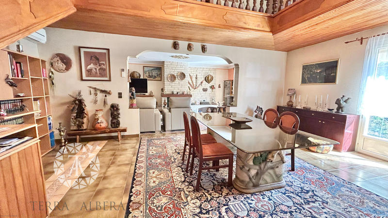 Villa - 163 m² - 5 pièces