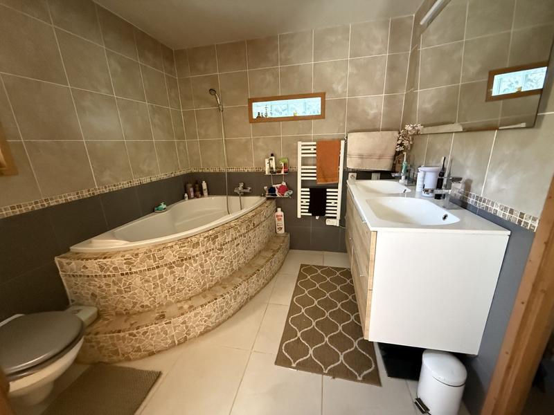 Maison - 131 m² - 5 pièces