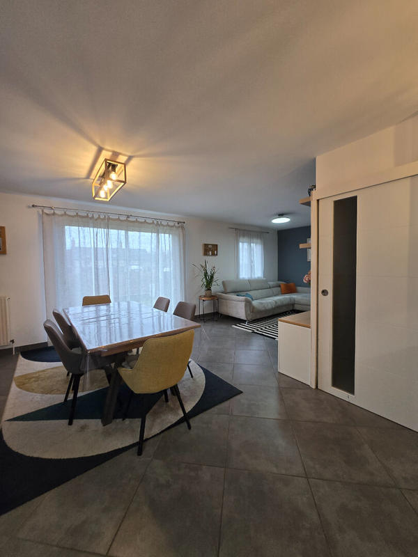 Maison - 101 m² - 5 pièces