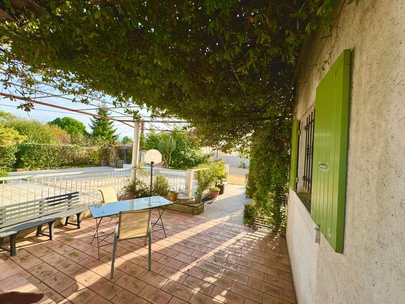 Maison - 215 m² - 8 pièces